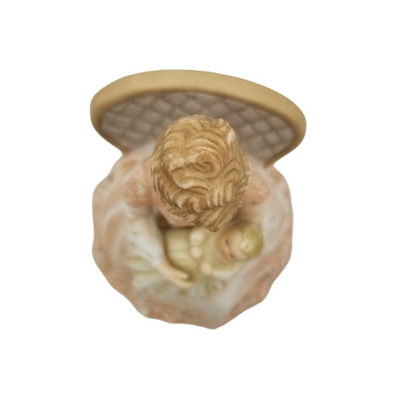 Vintage 1981 Enesco Treasured Memories A Mothers Love Figurine Mother and Child - Picture 8 of 8